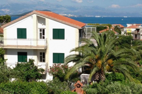 Apartments by the sea Slatine, Ciovo - 6061